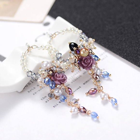 'Dashing Love' Flower Bouquet Faux Pearl Earrings - Picture 7 of 7